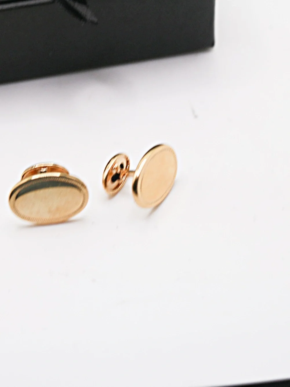 Simple Oval Design Gold Tone Quality Vintage Cuff Links plain